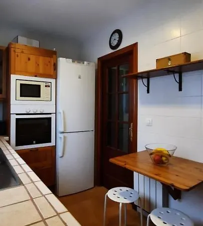 Casa En Sobarzo, Junto Al Parque De Cabarceno * Sobarzo