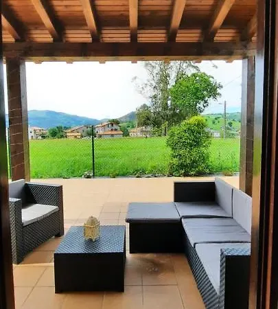 펜션 Casa En Sobarzo, Junto Al Parque De Cabarceno *