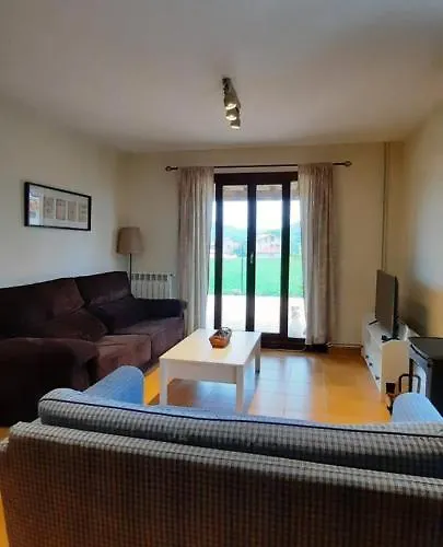 Casa En Sobarzo, Junto Al Parque De Cabarceno