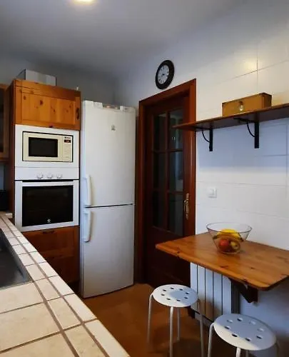 Casa En Sobarzo, Junto Al Parque De Cabarceno * Sobarzo