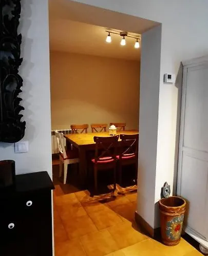 Holiday home Casa En Sobarzo, Junto Al Parque De Cabarceno Sobarzo