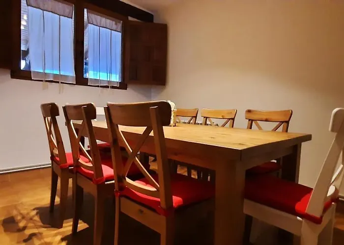 Casa En Sobarzo, Junto Al Parque De Cabarceno