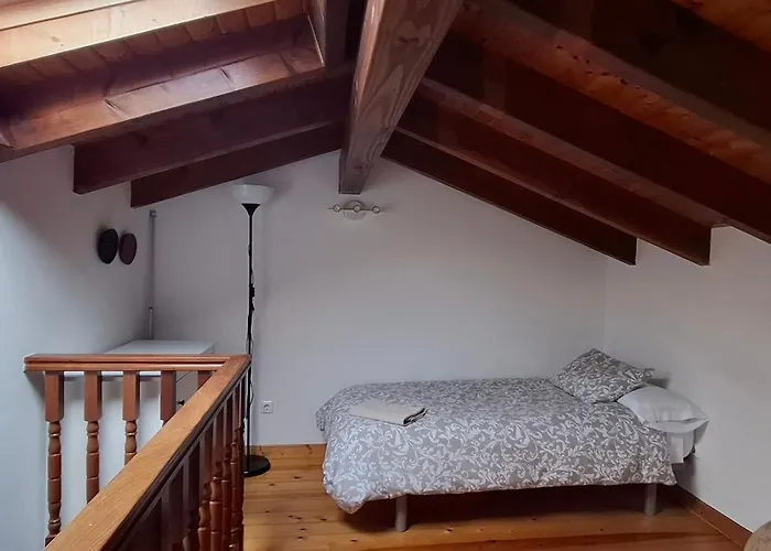 Holiday home Casa En Sobarzo, Junto Al Parque De Cabarceno Sobarzo